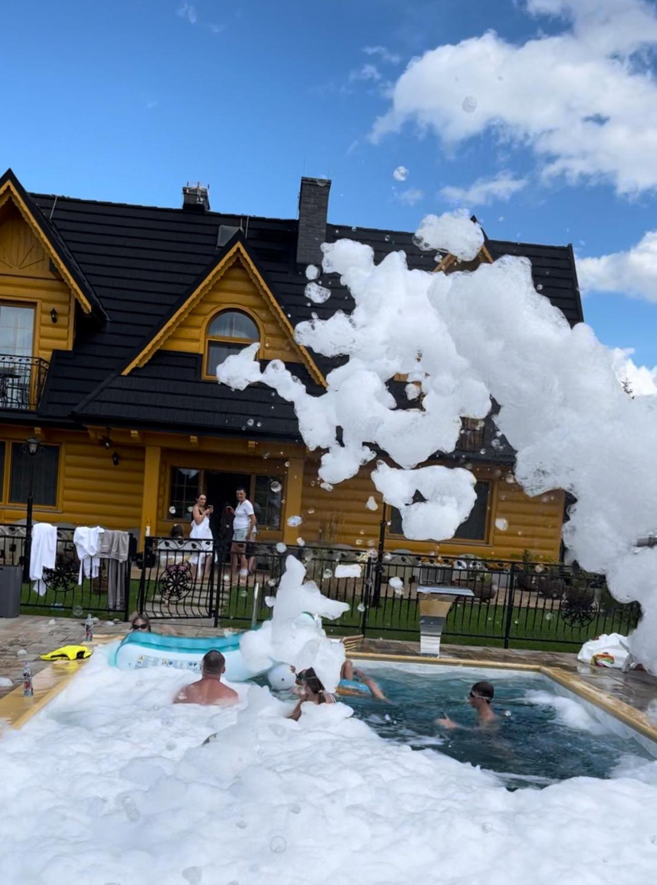 Apartamenty Liliowe Spa & Wellness มูชองค์ชิคแล ภายนอก รูปภาพ
